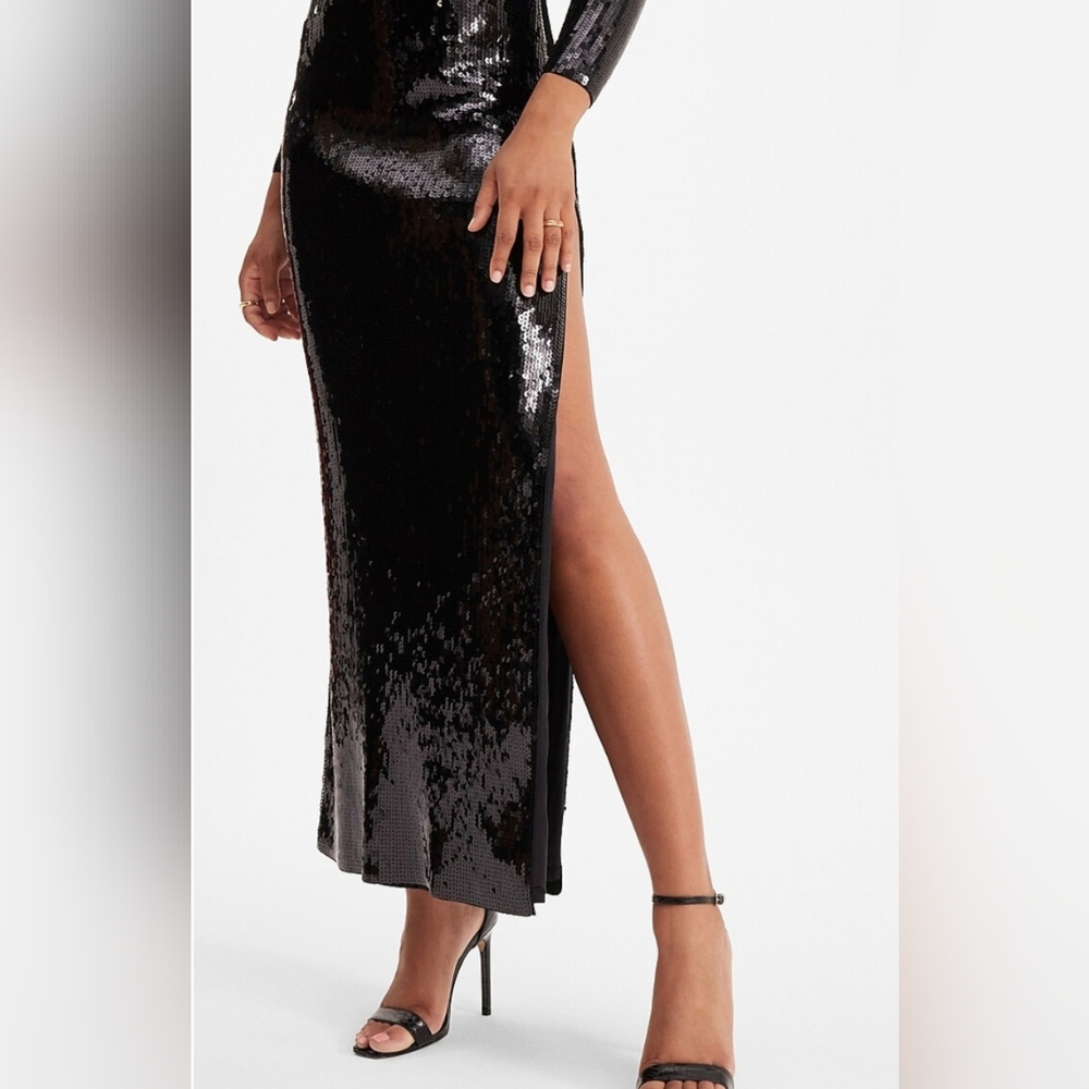 NWT-Express Sequin Mock Neck Long Sleeve Maxi Dress - Picture 2 of 6
